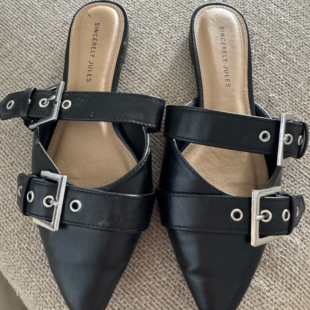 Sincerely Jules Black Pointed Buckle Slide Mules
